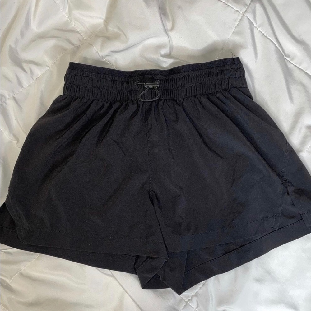 tna shorts